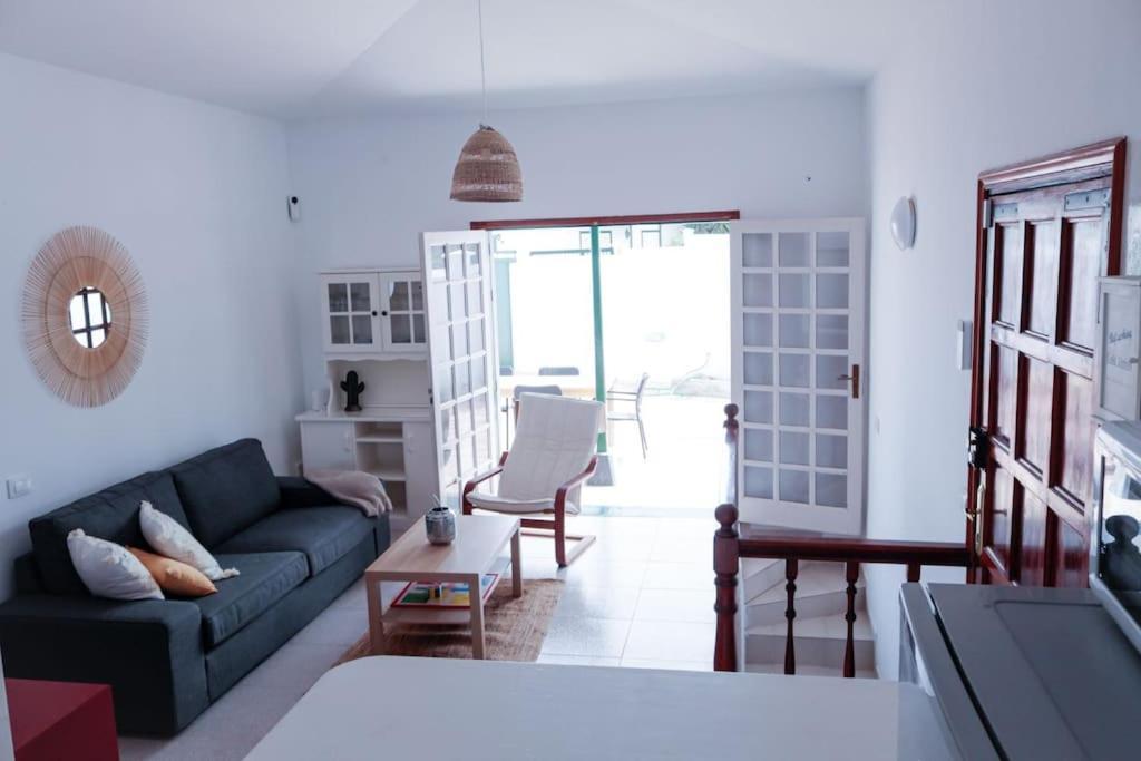 Acogedora Casa En Abades En Tranquila Urbanizacion Villa Kültér fotó